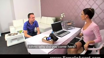 Mature agent drills hesitant college