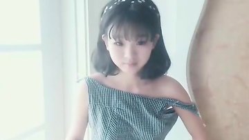 Magnificent Japanese Babe on Camera