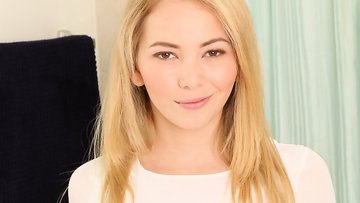 Angel Smalls blonde whore creampied