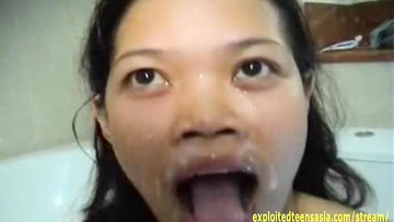 Filipino Homemade Teen Banged In The Toilet