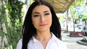 Fucking shy sweetie outdoors for cash