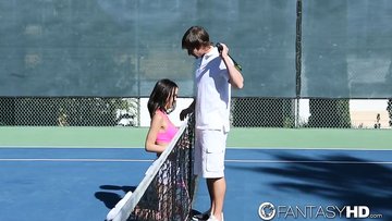 Tiny Dillion Harper playing tennis and banged