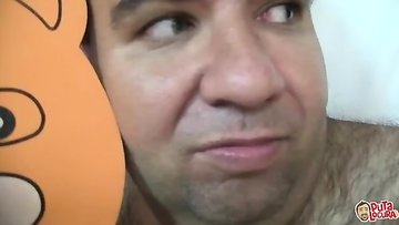 32 cums only for her