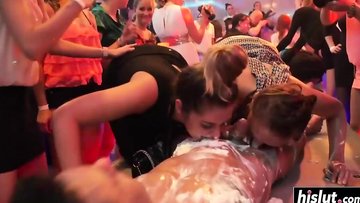 Incredible orgy with addictive sluts who suck