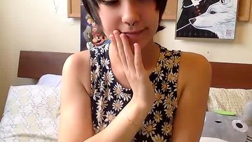 Adorable Teen Rubs Pussy On Webcam