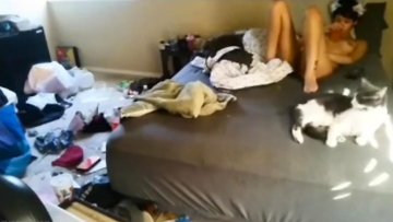 sister masturbates again