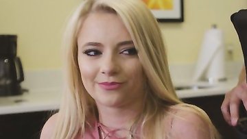 Handcuffed blonde has no choice but to scream out loud