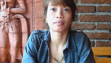 Innocent asian teen fucks like an experienced whore