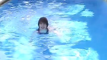 Boyley screwing extreme by the swimming pool