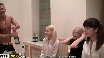 Psycho group gangbang at college party