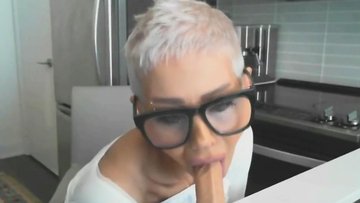 Milf with Big Tits - Watch Part2 on GoldCamStar.