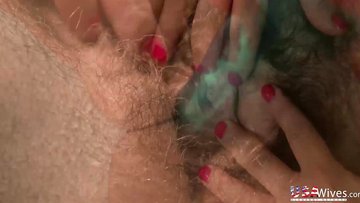 USAwives Mature Pictures Collection Slideshow