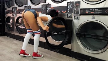 Thick black sucks strangers dick at laundromat