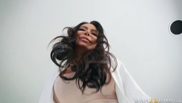 Super Buxom fucks a lucky dude