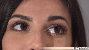 Old perv therapist use nasty way to cure teen patient