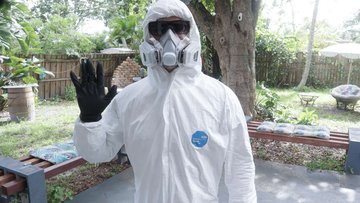 Big tit bouncing on doctors cock in quarantine