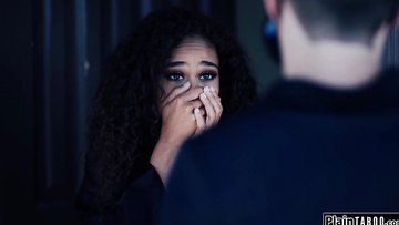 Quarantined ebony invite delivery guy in