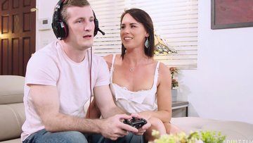 Stop playing and fuck my hot mom