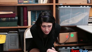 Pale skinned teen thief Ivy Aura dominated by a dirty LP officer