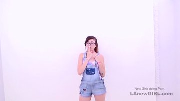 Teen with glasses feels grand penetrated in studio