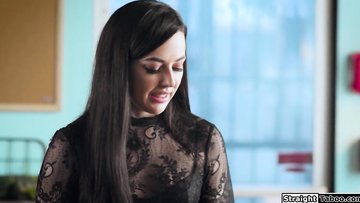 Lady catches soul mate cheating and bangs her