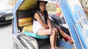 Asian Tuk-Tuk Ridr does the Dickride too!