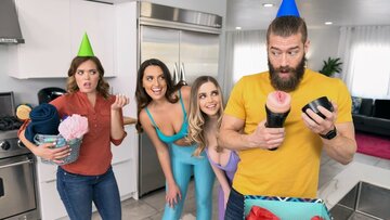 BRAZZERS Smashing my Sexy Lesbo Roommates