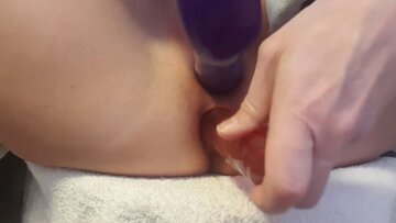 cumming rough with toys in puss and butt