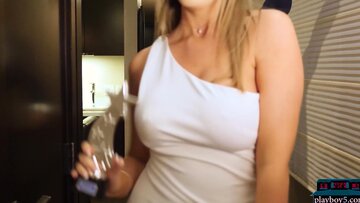 Grand natural boobs MOM Alexis Adams blows and bangs after an award expose