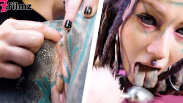 Dominatrix Miss Flora controls tattooed Anuskatzz