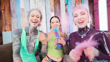 Anuskatzz Kellie Panther Hole Open Girl