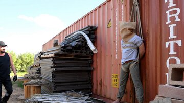 Sheeeeet! This dude is in deep trouble!