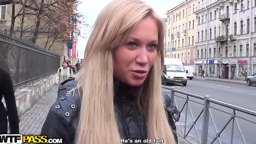 Two cumshots on one face