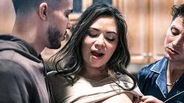 Dudes get their chance with their fresh stepsis