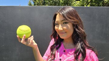 Asian Jade Spreads and Bangs Stepfather