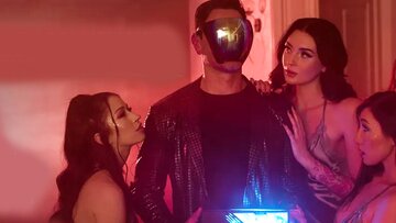 Manipulating stepsisters VR adventure