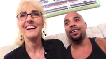 Hot blonde mature gets fucked