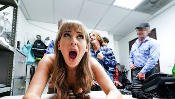 Officers unfriendly deal for shoplifter Jordan Maxx