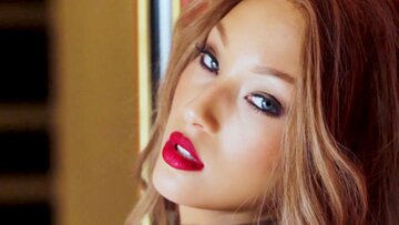 Small COUGAR model scenes hot round butt