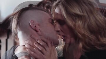 Lustful and deep pounding by blonde Mona Wales