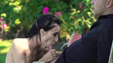 Sensual woman Alyssa Bounty outside pounded before