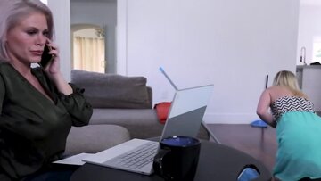 DykedPorn. - Sweet babe Dixie Lynn surrenders t