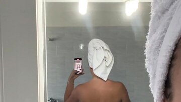 Naughty Wife Drop Her Towel To Show Her Slimwaist