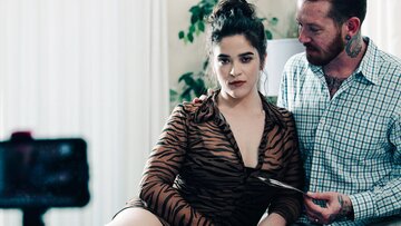 Latina MILF Victoria Voxxx’s Naughty Roleplay Fantasy