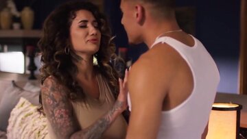 Arabelle Raphael Seduces Housemate