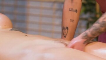 Busty Blonde’s First Time: 69 and Scissoring Massage