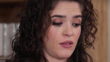 Stalker Robby Apples seduces his crush Victoria Vo