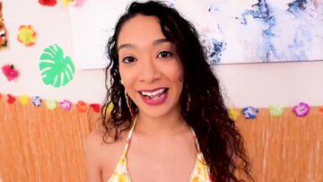 Stepsibling Anal Seduction with Sarah Lace