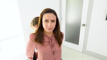 Wild Stepdaughter Royce Swells Gets Raunchy With Cassie Del Isla