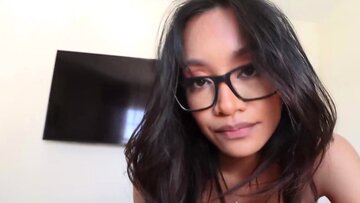 Wet Asian Jade Kimiko Turns to Stepdad for Advice—and Cock